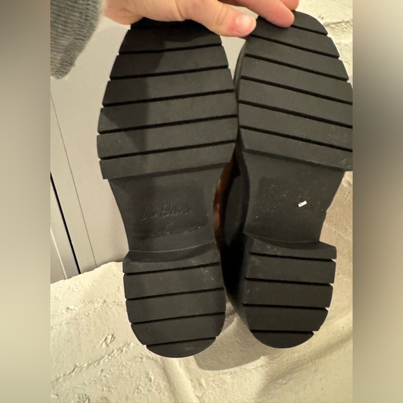 Sam Edelman lug sole boots - Picture 4 of 4